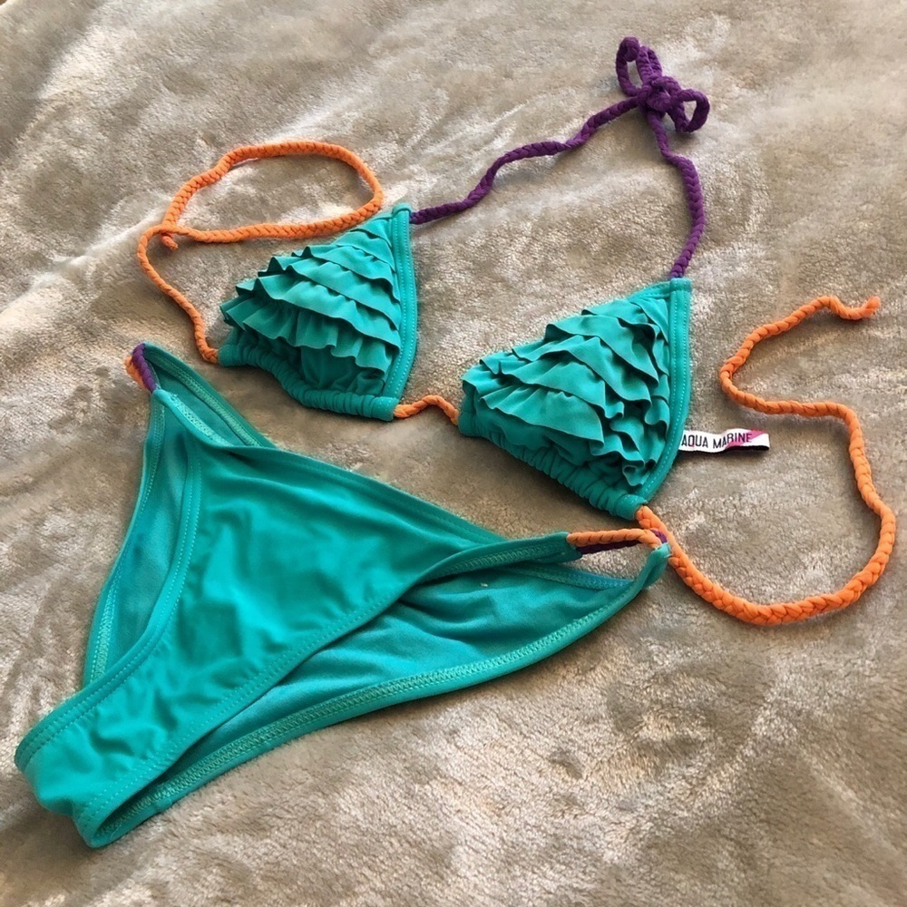 Bikini - image 1
